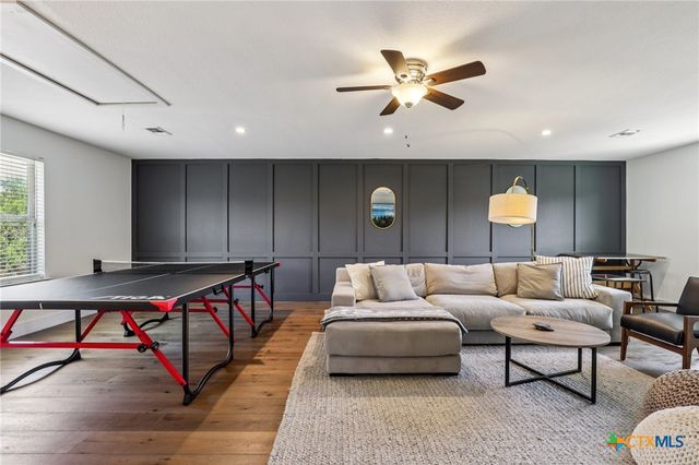 275 Stallion Springs Drive, Fischer, TX 78623