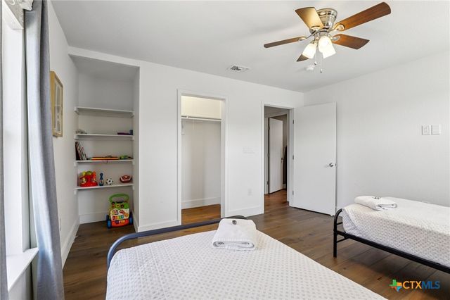 275 Stallion Springs Drive, Fischer, TX 78623