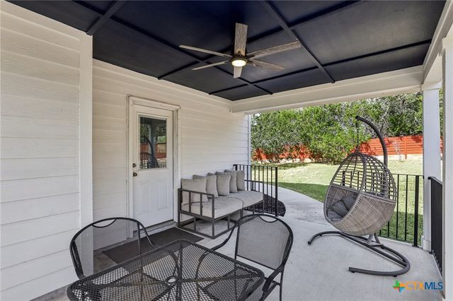 275 Stallion Springs Drive, Fischer, TX 78623