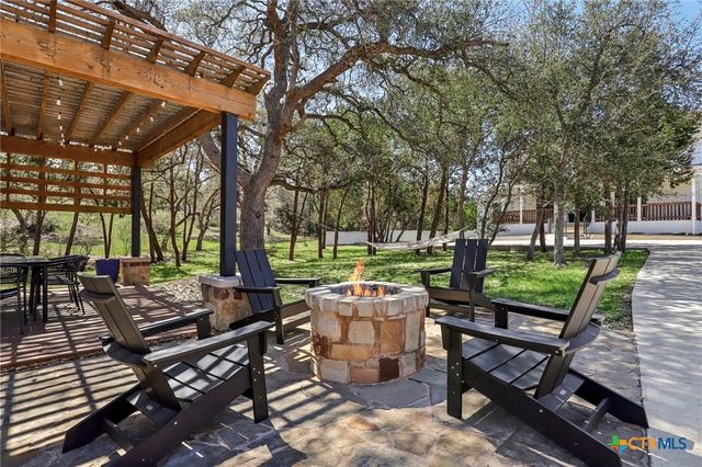 275 Stallion Springs Drive, Fischer, TX 78623