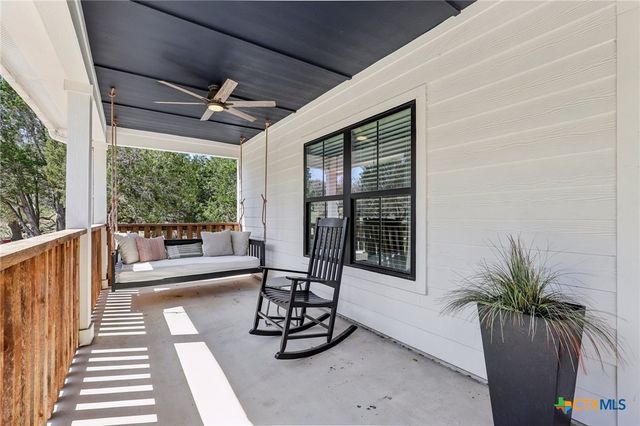 275 Stallion Springs Drive, Fischer, TX 78623