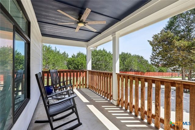 275 Stallion Springs Drive, Fischer, TX 78623