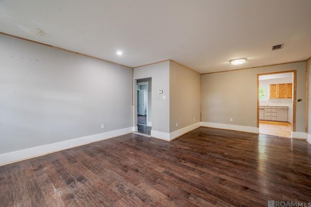 2434 Honeysuckle Ave, Baton Rouge, LA 70808