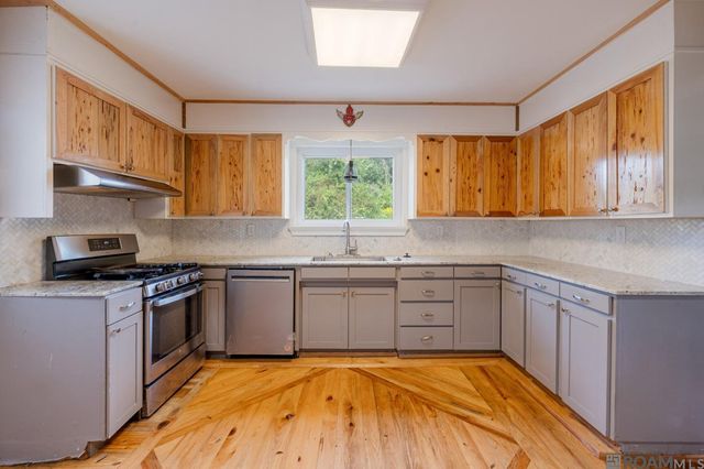 2434 Honeysuckle Ave, Baton Rouge, LA 70808