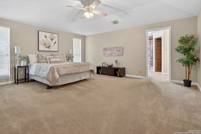 6330 Lakewood Park, Windcrest, TX 78239