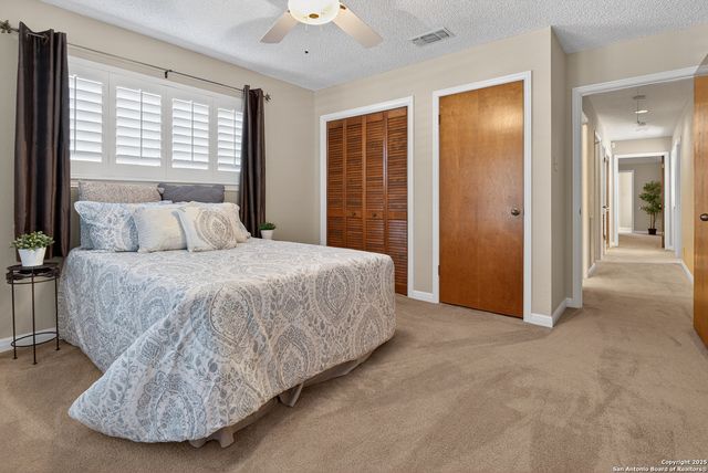 6330 Lakewood Park, Windcrest, TX 78239