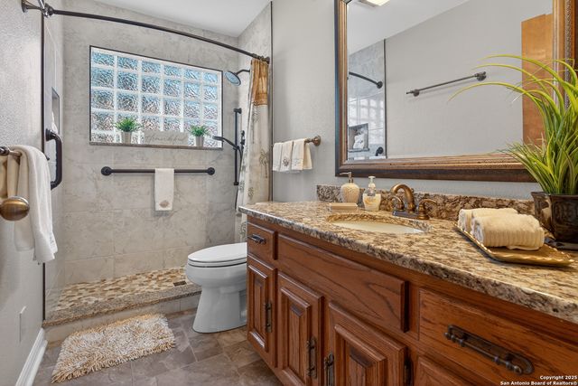 6330 Lakewood Park, Windcrest, TX 78239