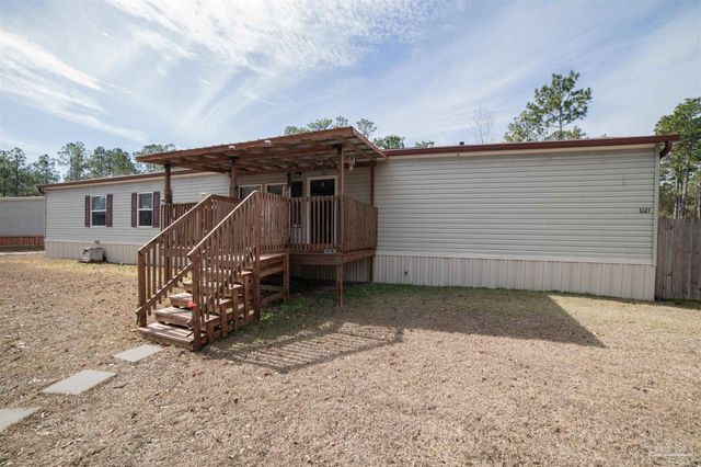 5327 Bodega Dr, Milton, FL 32583