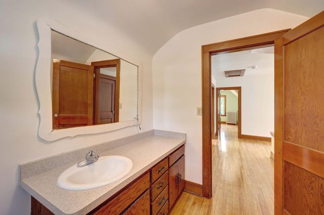 4020 Washburn Avenue N, Minneapolis, MN 55412