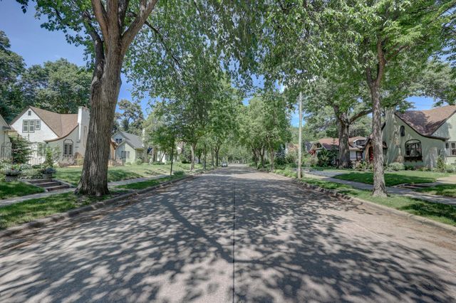 4020 Washburn Avenue N, Minneapolis, MN 55412