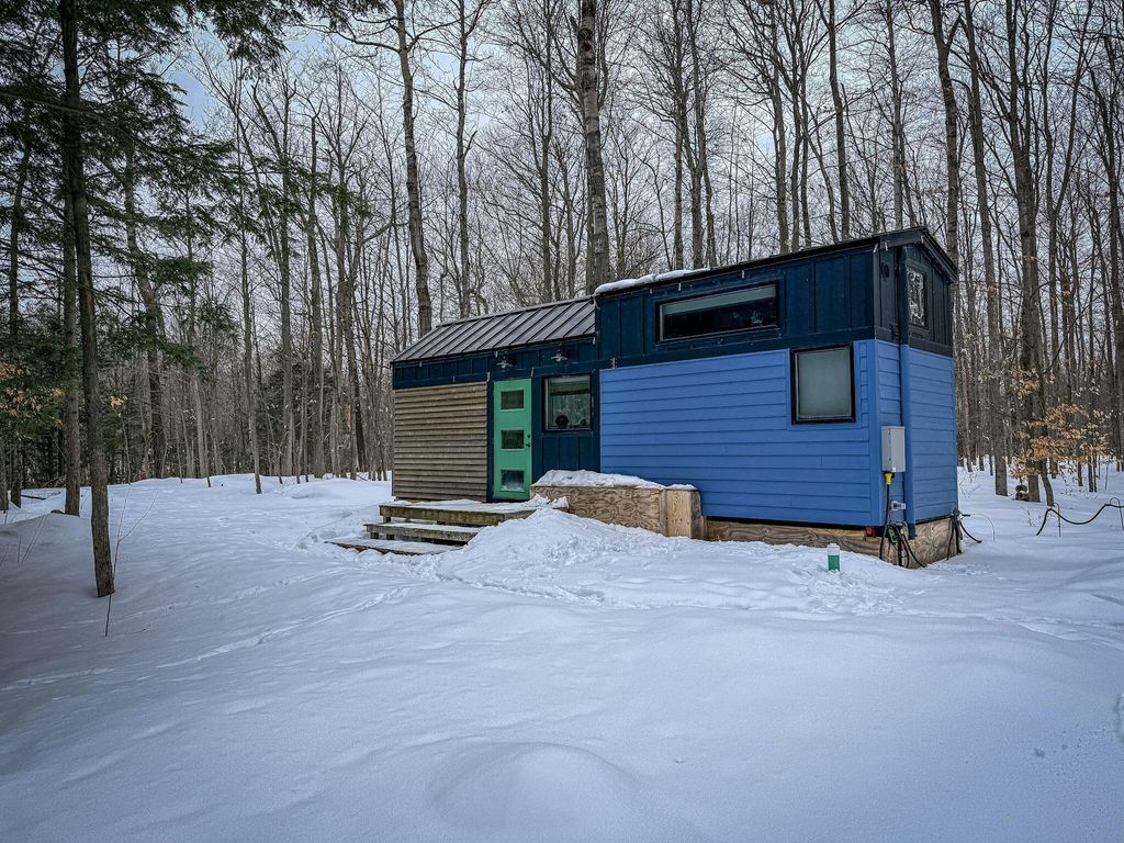 123 Harvey Road, West Chazy, NY 12992