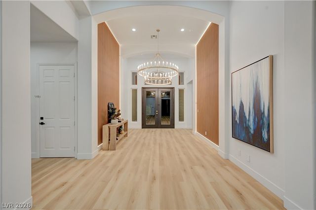 2290 Casa Bella Court, Las Vegas, NV 89117