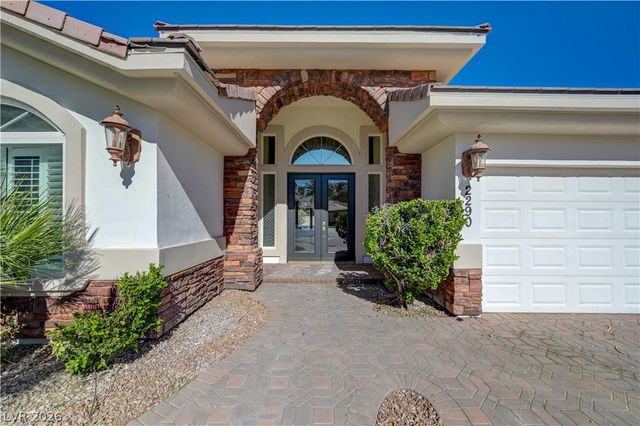 2290 Casa Bella Court, Las Vegas, NV 89117