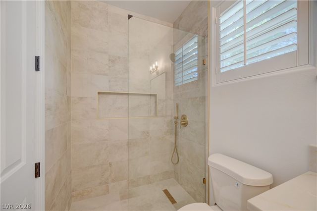2290 Casa Bella Court, Las Vegas, NV 89117