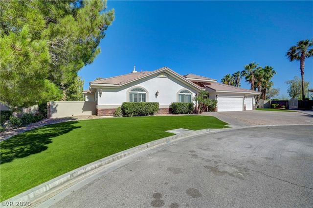 2290 Casa Bella Court, Las Vegas, NV 89117