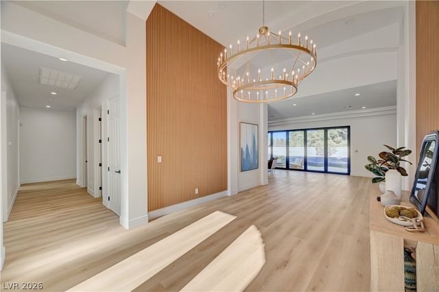 2290 Casa Bella Court, Las Vegas, NV 89117