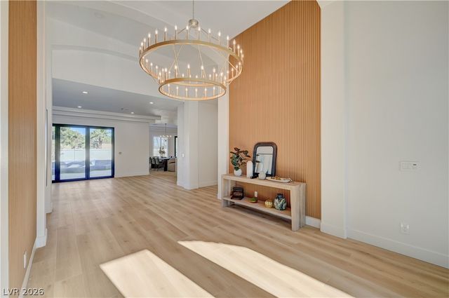2290 Casa Bella Court, Las Vegas, NV 89117