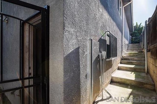 4788 AUBURN DR, San Diego, CA 92105
