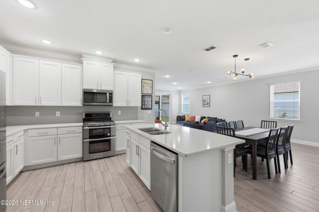 172 CREEKMORE Drive, St. Augustine, FL 32092