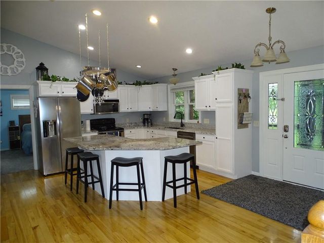 568 Midway Road, Menomonie, WI 54751