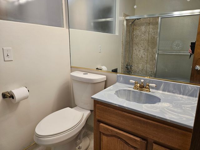4514 Summers Lane, Klamath Falls, OR 97603