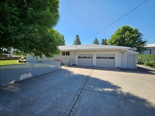 4514 Summers Lane, Klamath Falls, OR 97603