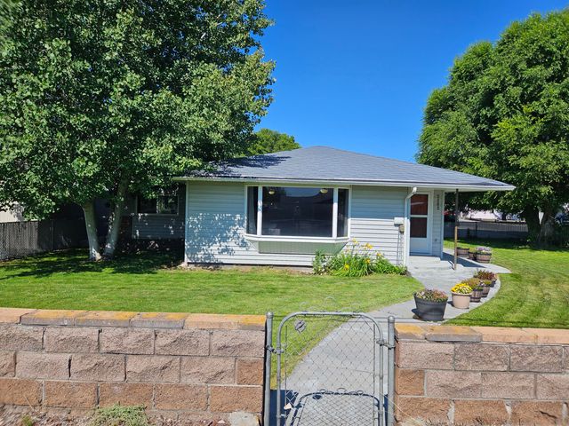 4514 Summers Lane, Klamath Falls, OR 97603