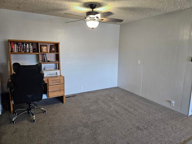 4514 Summers Lane, Klamath Falls, OR 97603