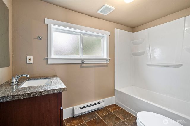 1208 S 14th Street, Tacoma, WA 98405