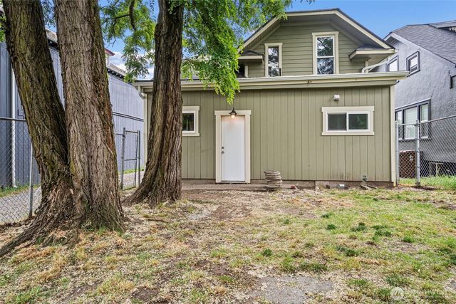 1208 S 14th Street, Tacoma, WA 98405
