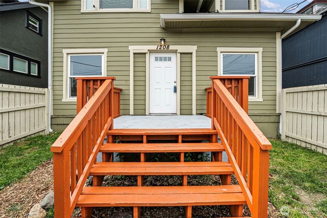 1208 S 14th Street, Tacoma, WA 98405