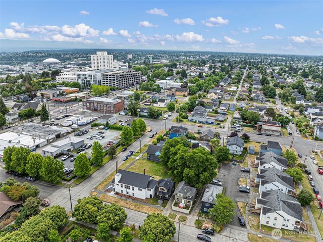 1208 S 14th Street, Tacoma, WA 98405