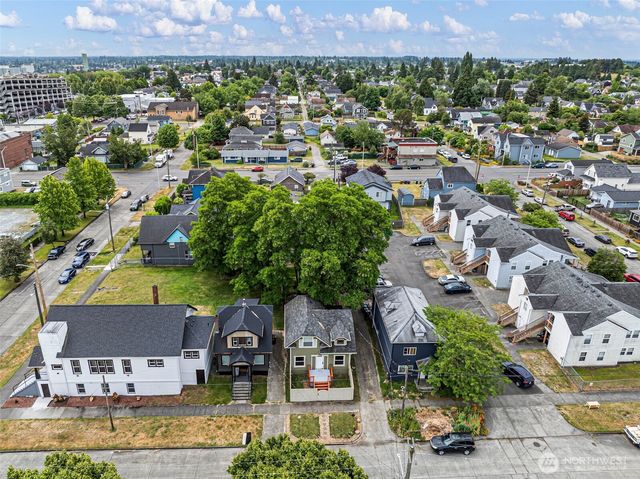1208 S 14th Street, Tacoma, WA 98405