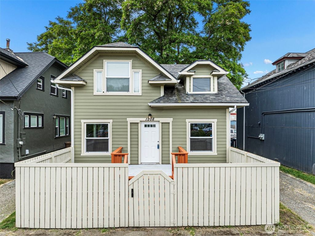 1208 S 14th Street, Tacoma, WA 98405