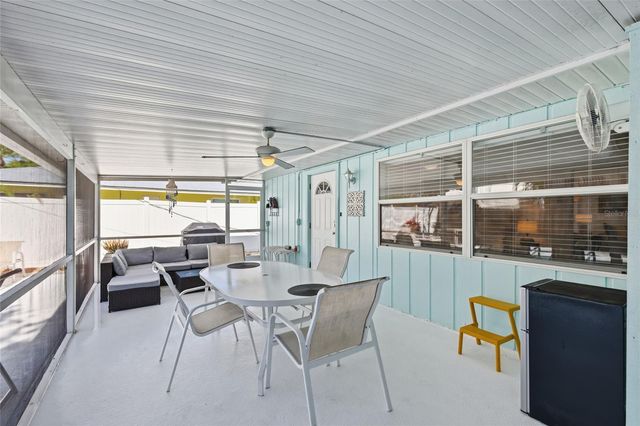 2812 AVENUE B, Holmes Beach, FL 34217