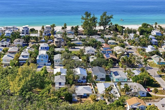 2812 AVENUE B, Holmes Beach, FL 34217