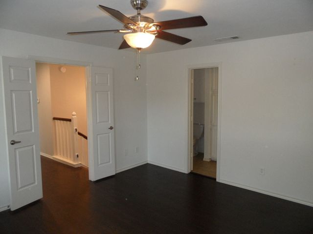 5731 Remington Park Square, Dallas, TX 75252