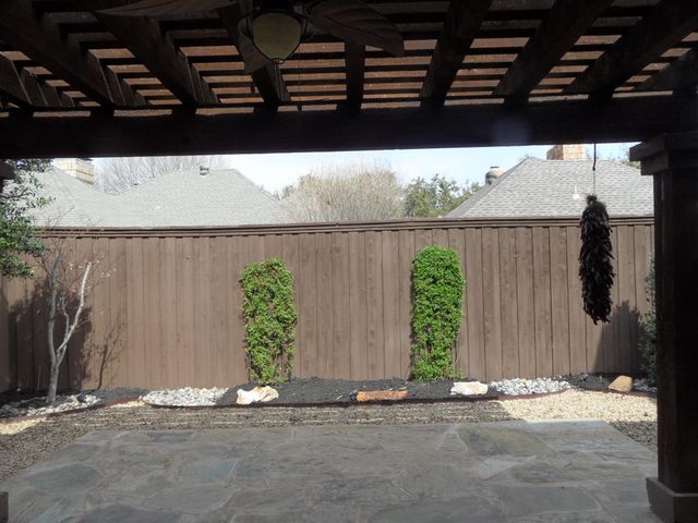 5731 Remington Park Square, Dallas, TX 75252