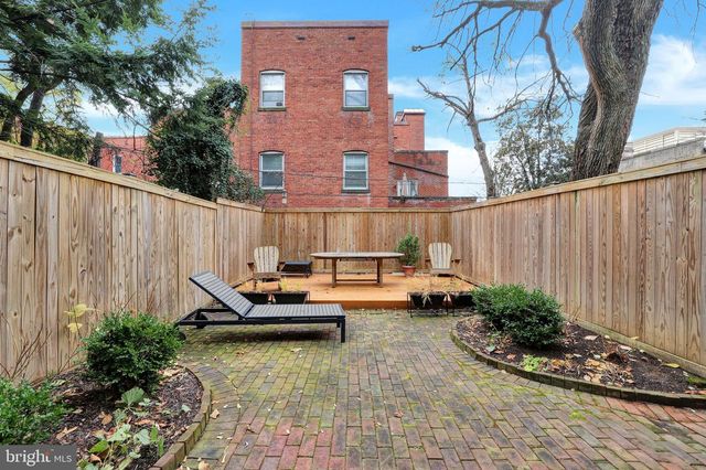 2230 DECATUR PL NW, Washington, DC 20008