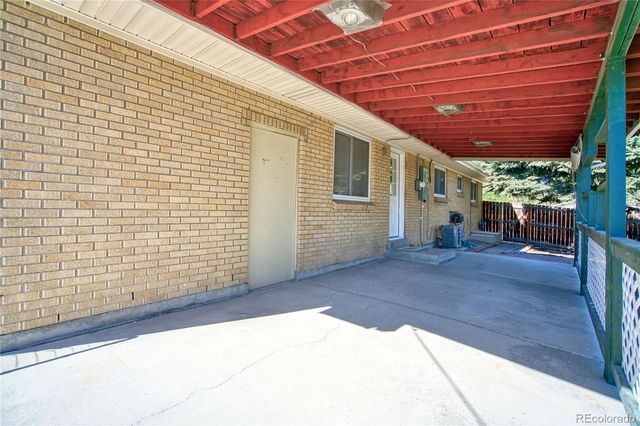 9609 W 57th Avenue, Arvada, CO 80002