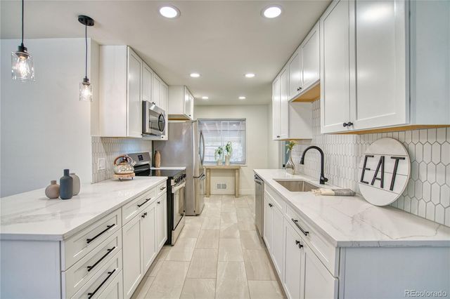 9609 W 57th Avenue, Arvada, CO 80002