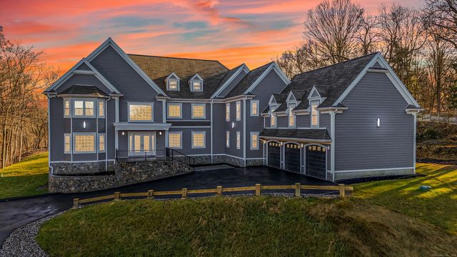 34 Fox Run Road, Redding, CT 06896