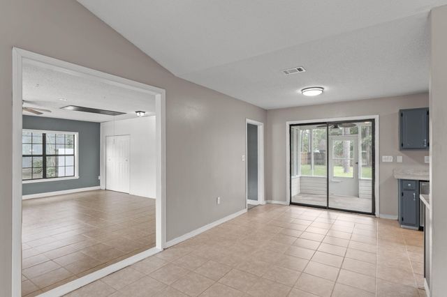 200 W Walker Circle, Crestview, FL 32539
