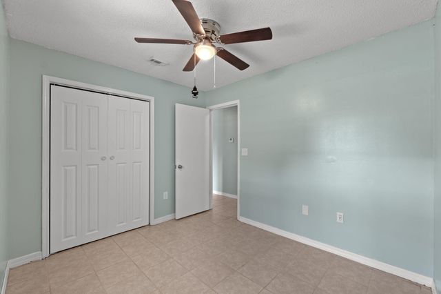 200 W Walker Circle, Crestview, FL 32539