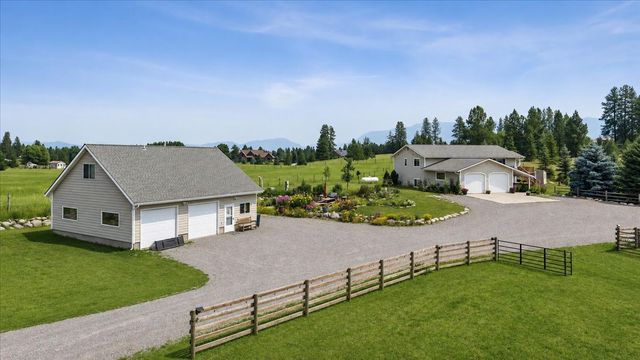 133 Fox View Trail, Kalispell, MT 59901 property photo