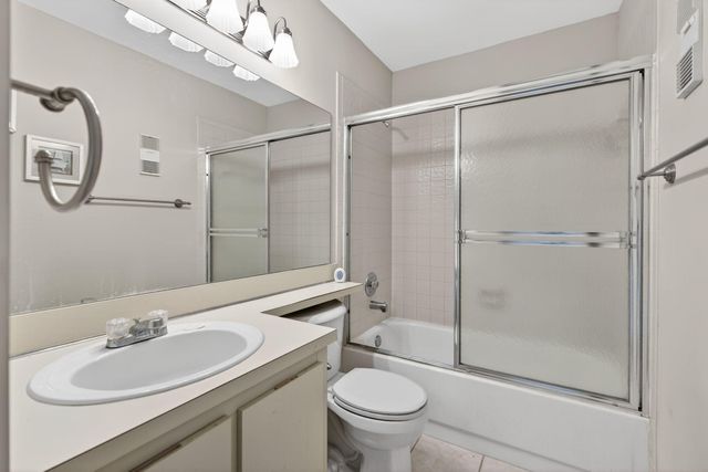 2301 Sabal Ridge Court H, Palm Beach Gardens, FL 33418