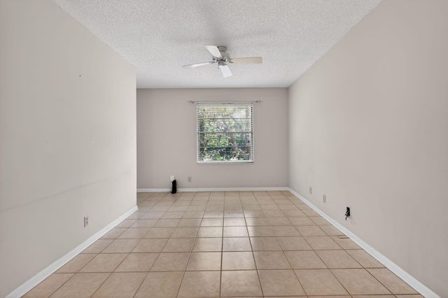 2301 Sabal Ridge Court H, Palm Beach Gardens, FL 33418