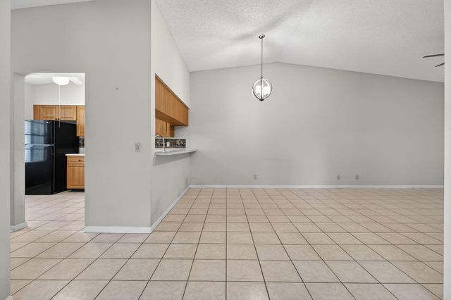 2301 Sabal Ridge Court H, Palm Beach Gardens, FL 33418