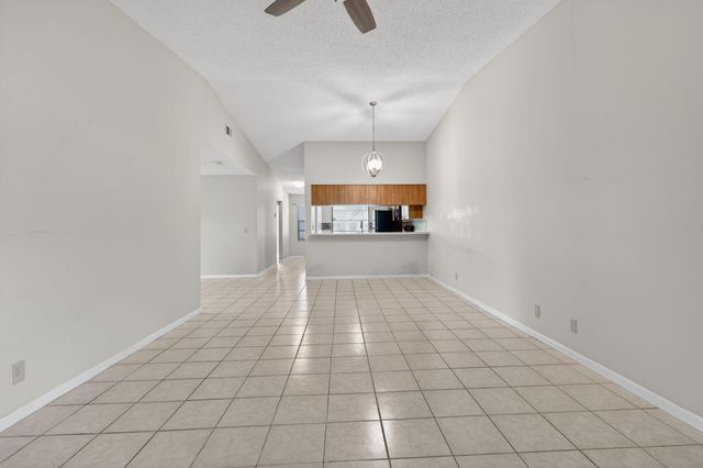 2301 Sabal Ridge Court H, Palm Beach Gardens, FL 33418