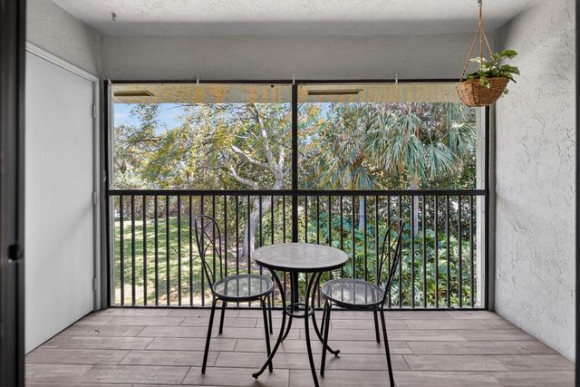 2301 Sabal Ridge Court H, Palm Beach Gardens, FL 33418